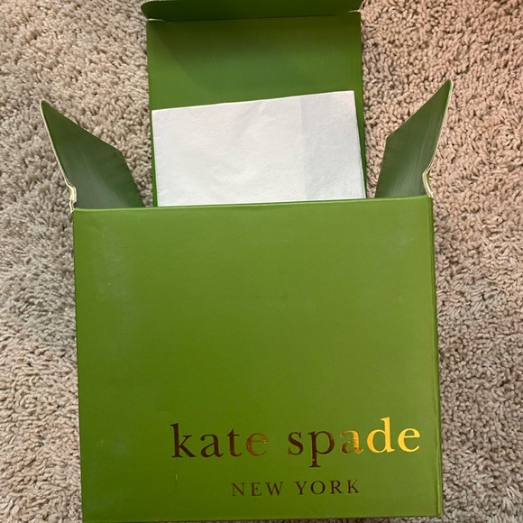 ♠️ Kate Spade Creamer ☕️ - Picture 3 of 4